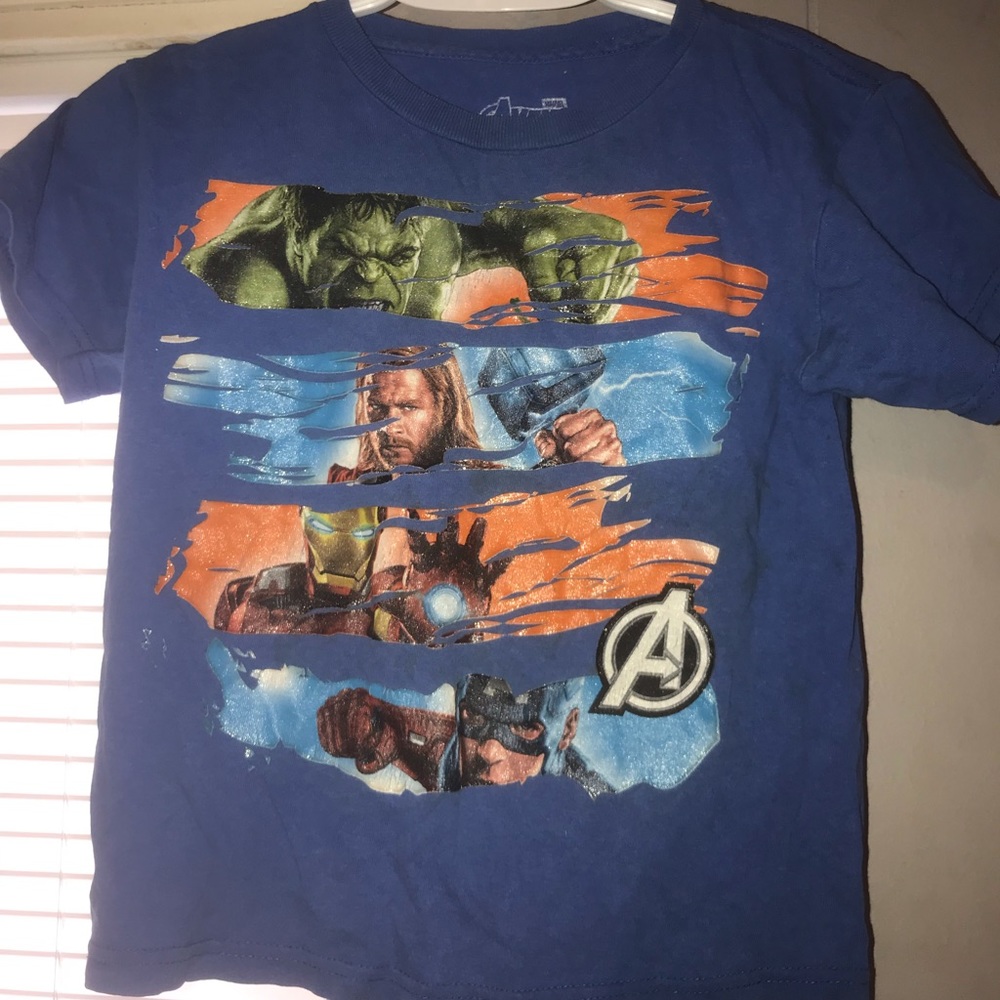 Boys t shirt.